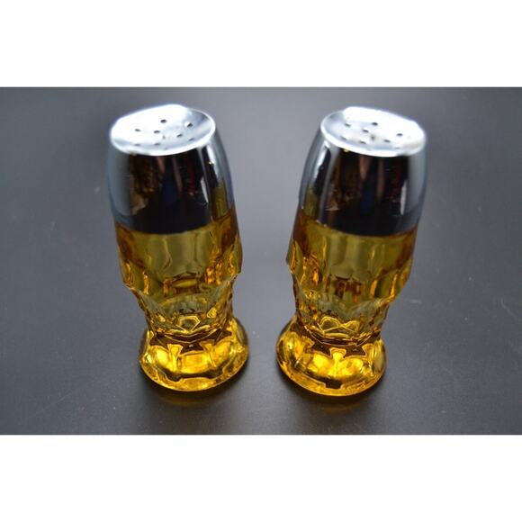 Anchor Hocking Georgian Amber Glass Salt & Pepper Shakers Set 4" Tall - Picture 1 of 10